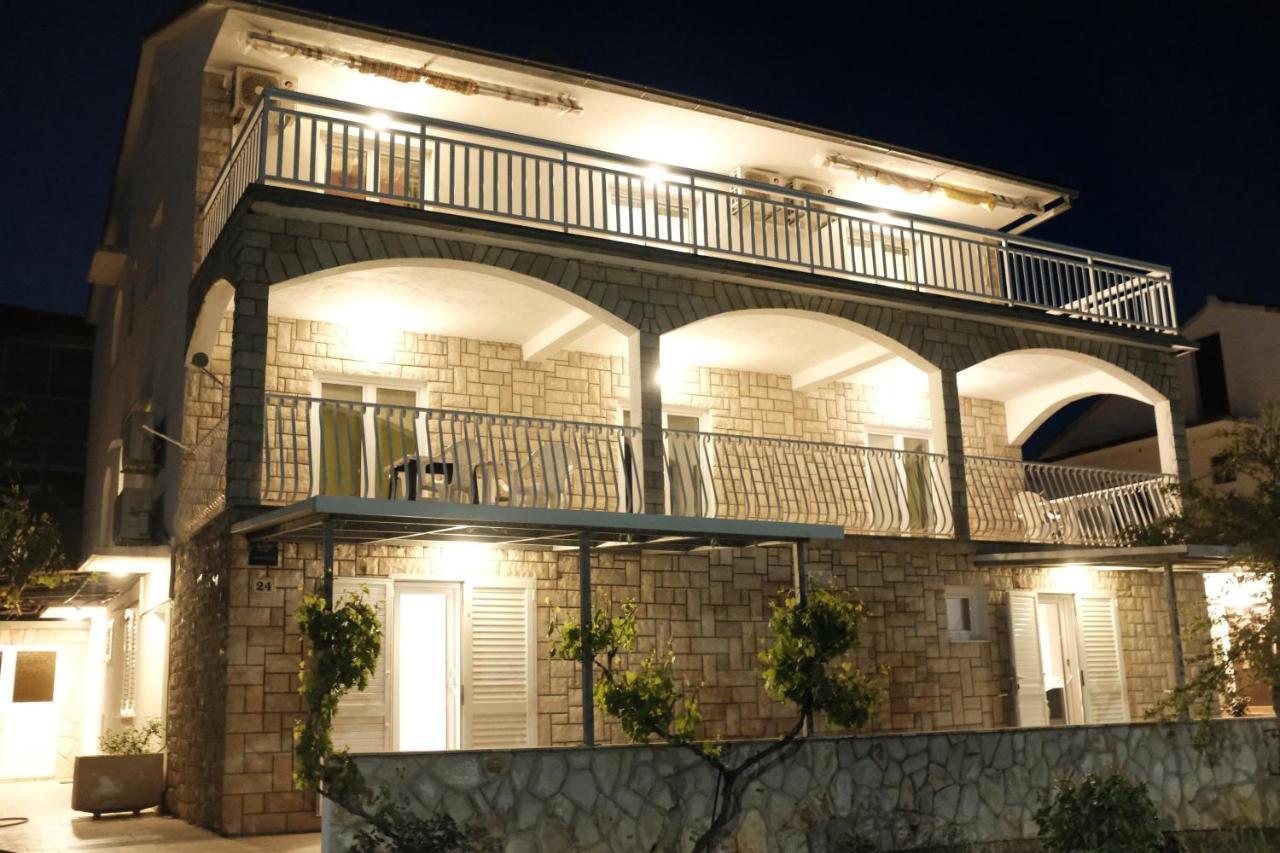 Apartments Marinko Stari Grad  Exterior foto