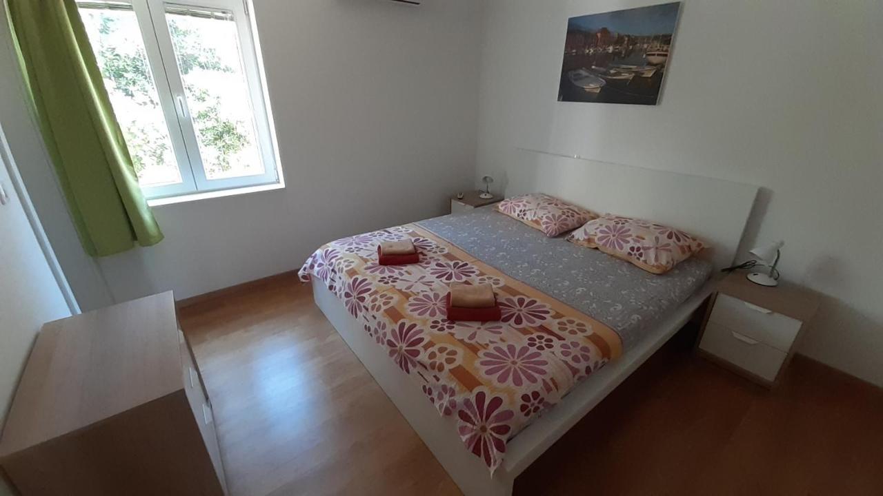 Apartments Marinko Stari Grad  Exterior foto