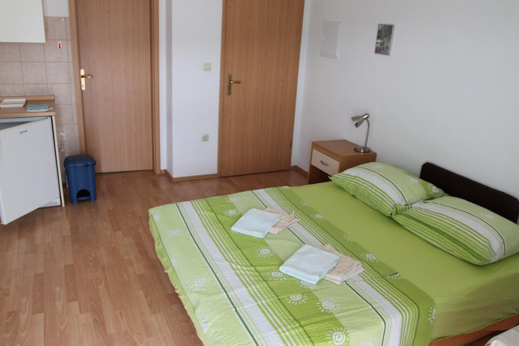 Apartments Marinko Stari Grad  Zimmer foto