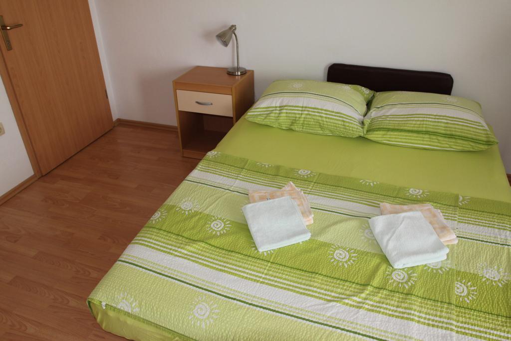 Apartments Marinko Stari Grad  Zimmer foto